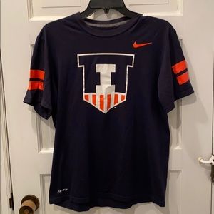 University of Illinois Nike Dri Fit T shirt